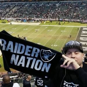 Meet your Posher, Lawrence